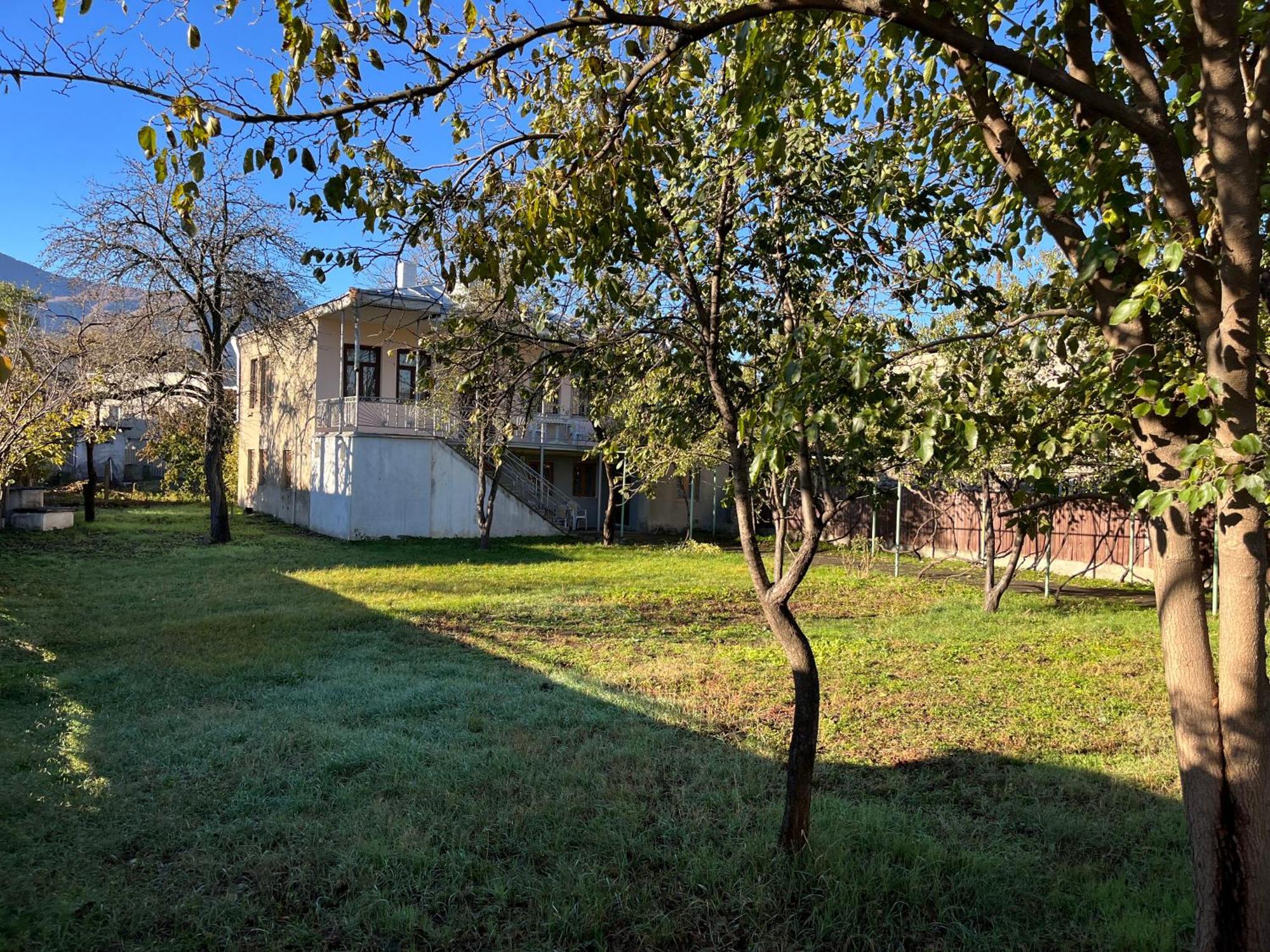 Gvirilas Sakhli Guest House Khashuri Zewnętrze zdjęcie
