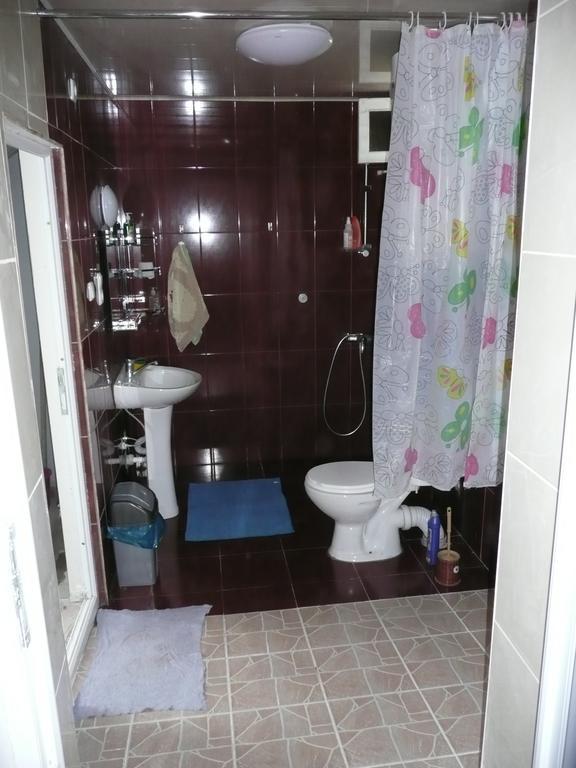 Gvirilas Sakhli Guest House Khashuri Pokój zdjęcie