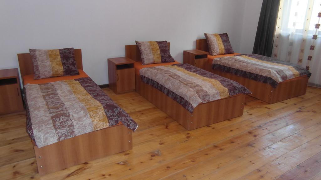 Gvirilas Sakhli Guest House Khashuri Pokój zdjęcie