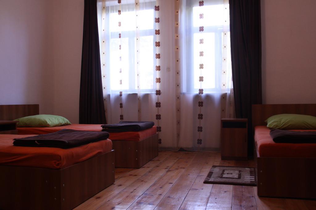 Gvirilas Sakhli Guest House Khashuri Zewnętrze zdjęcie
